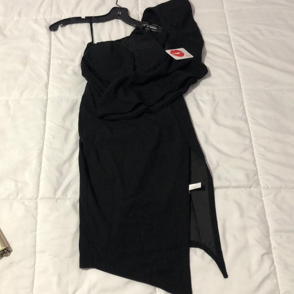 Black Dress - Picture 2 of 2